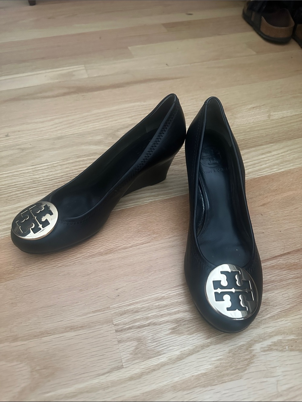 Tory Burch wedge heel black and gold